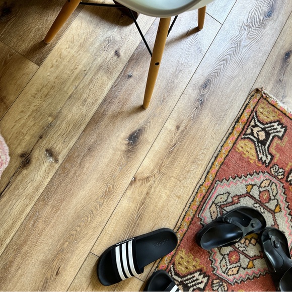 Vans Custom, size 6 youth which is a 7.5- worn once!🌸 - Picture 5 of 6